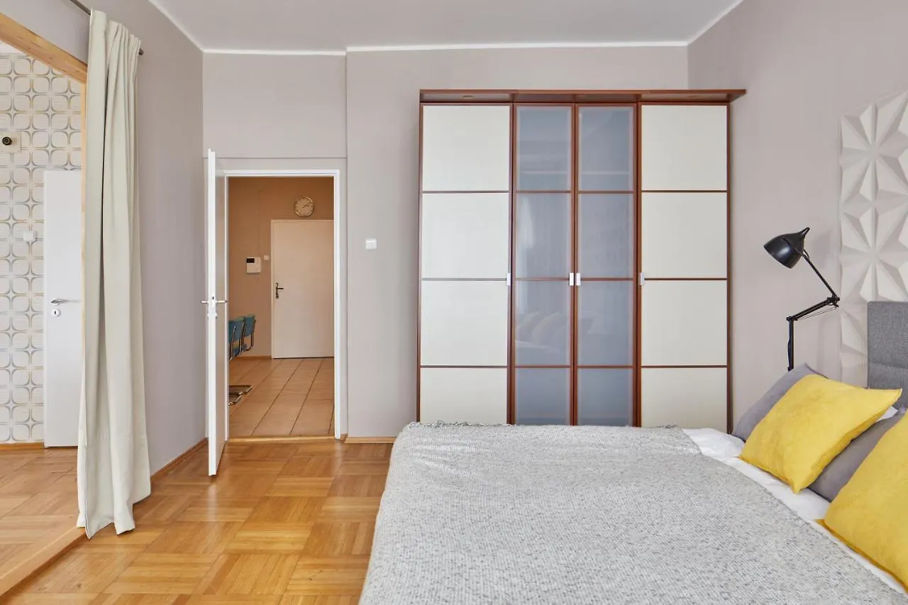 Prague Days - Modern Apt W Retro Elements - New Town チェコ