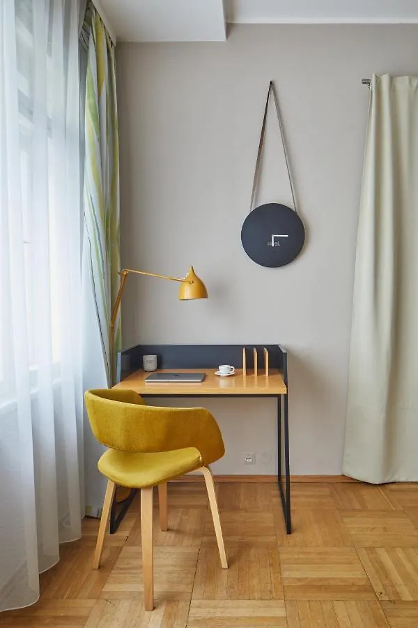 Prague Days - Modern Apt W Retro Elements - New Town